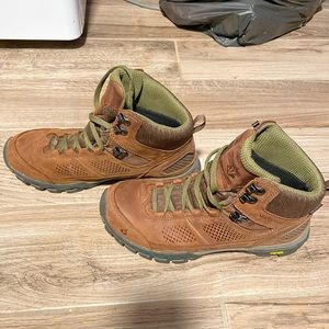 VASQUE TALUS AT ULTRADRY WATERPROOF